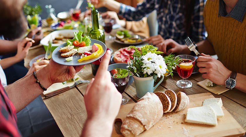 eating out vs eating in eating out vs eating in