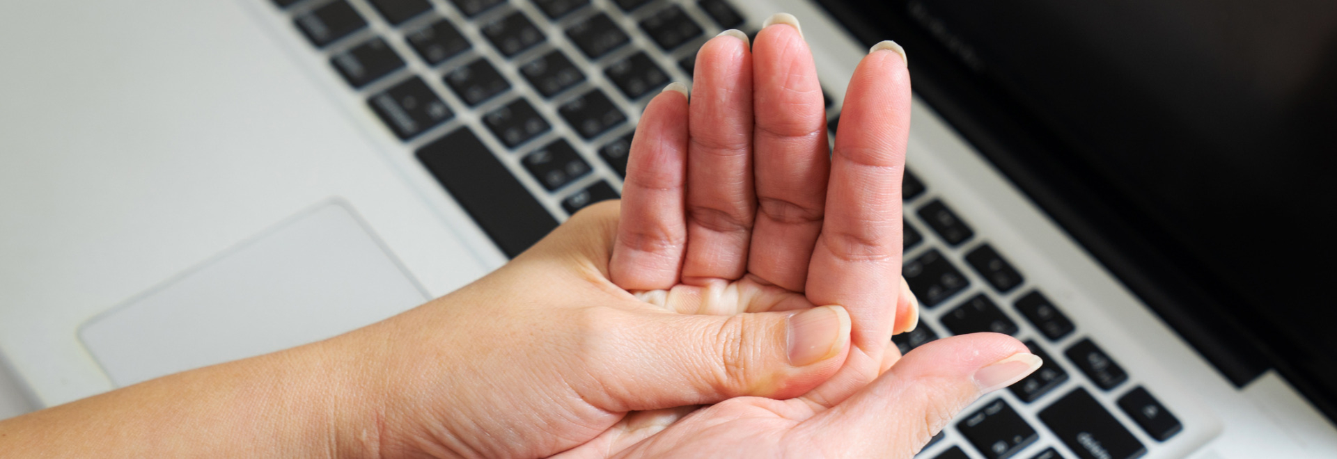 carpal-tunnel-syndrome-causes-symptoms-treatment