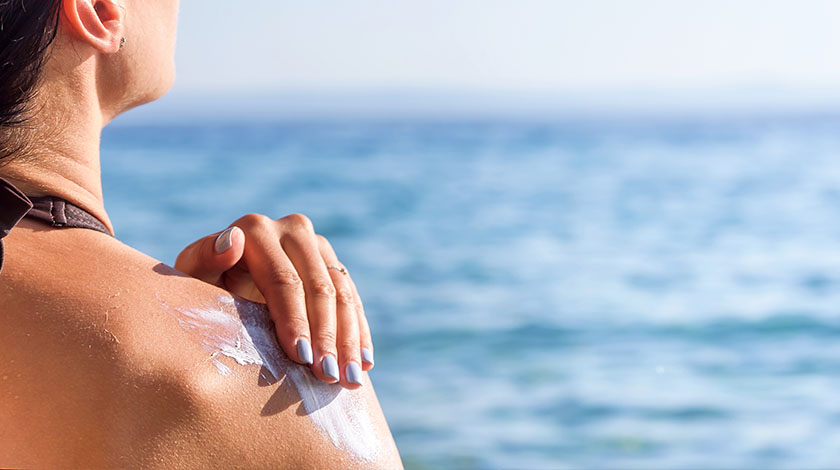 chemical-vs-physical-sunscreen