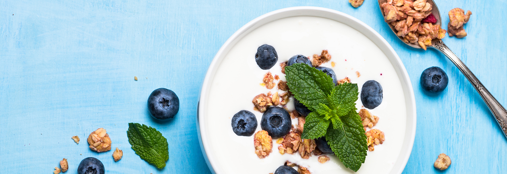 greek-yogurt-and-benefits-comparison