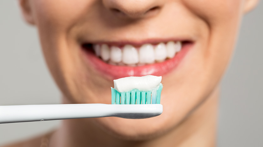 how-does-tooth-whitening-affect-dental-health